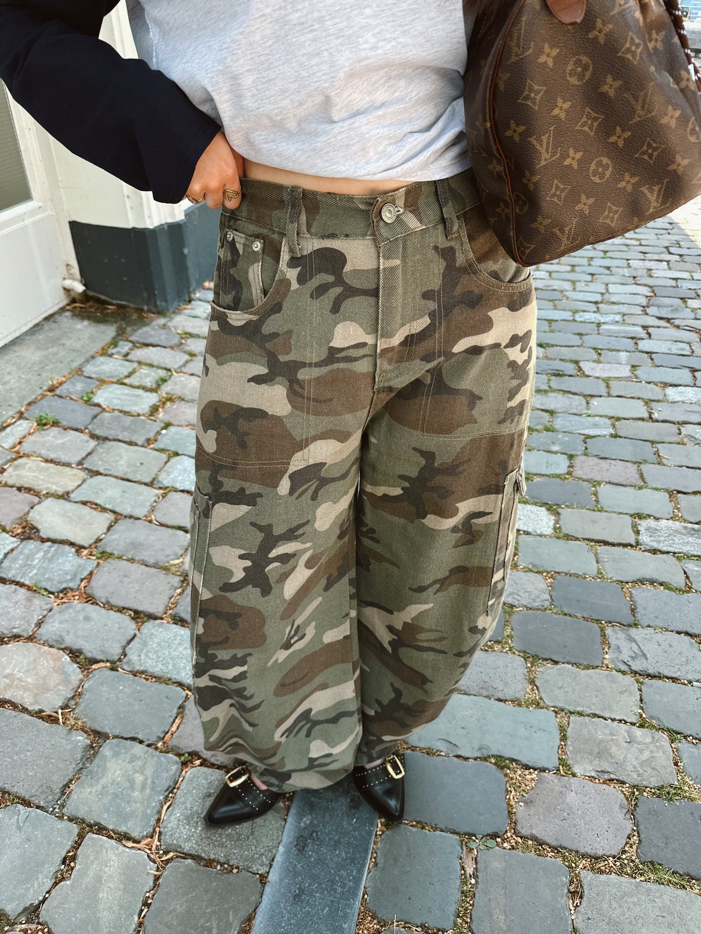 Tessa camouflage jeans baggy barrel fit army